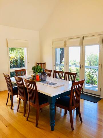 The Yellow Beach House 1.5 Blocks From the Beach gallery image 5