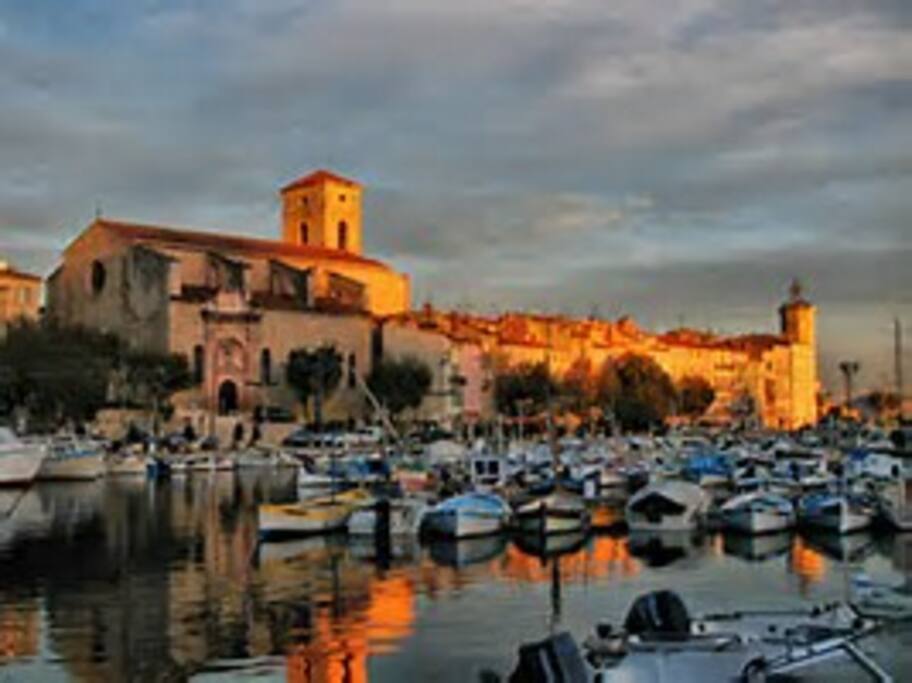 le port et l'église