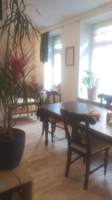 Wohnzimmer Esstisch