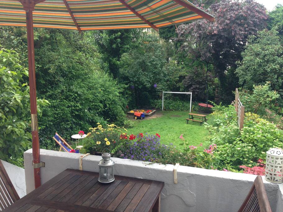 Terrasse und Garten