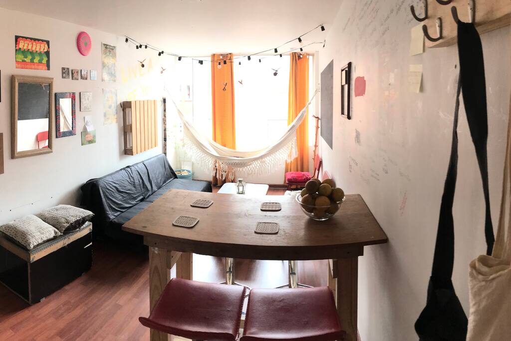 Big table to work or have breakfast/lunch