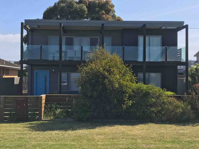 Beach front getaway gallery image 2