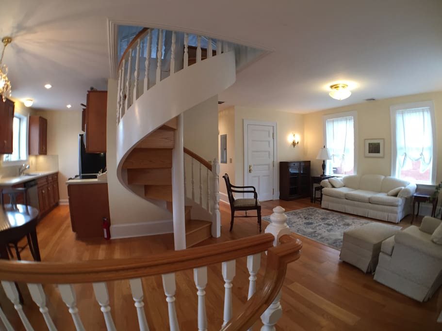 Kitchen and livingroom