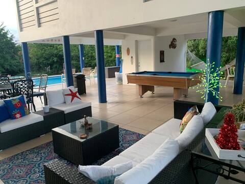 Cayo Verde, a spacious house with pool at Parguera