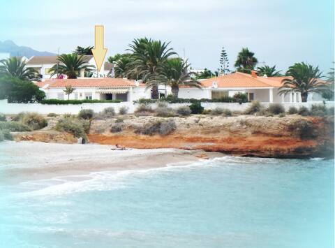 Beach house right by the sea in Vinaròs