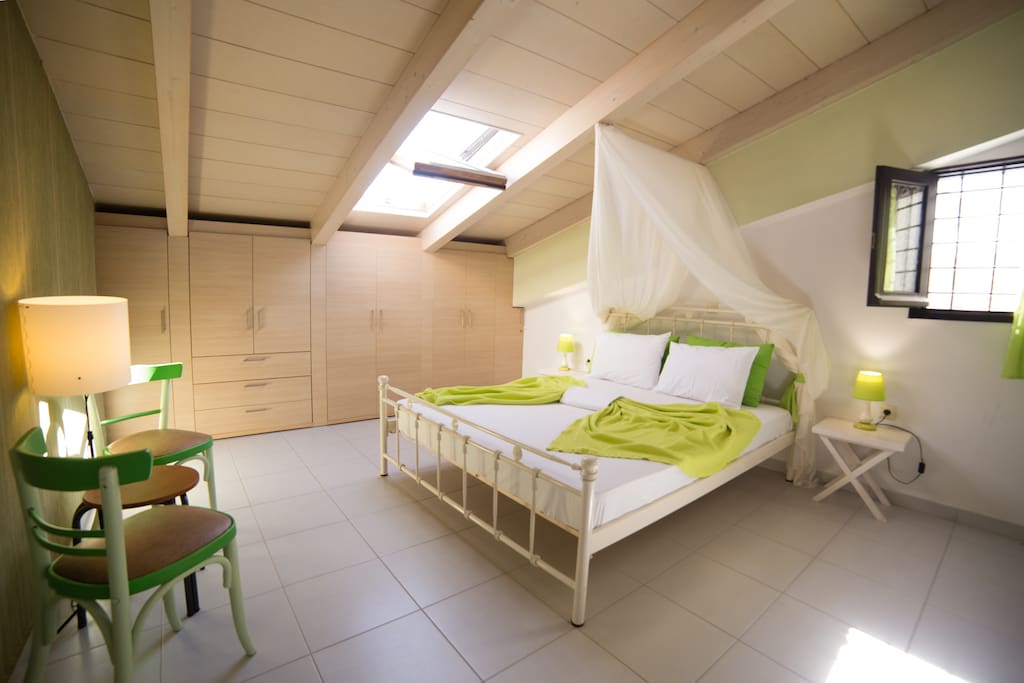 A stylishly decorated apartment located in the heart of the old town of Rethymno