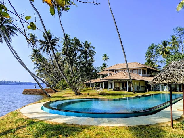 RIVER LODGE: Entire Property