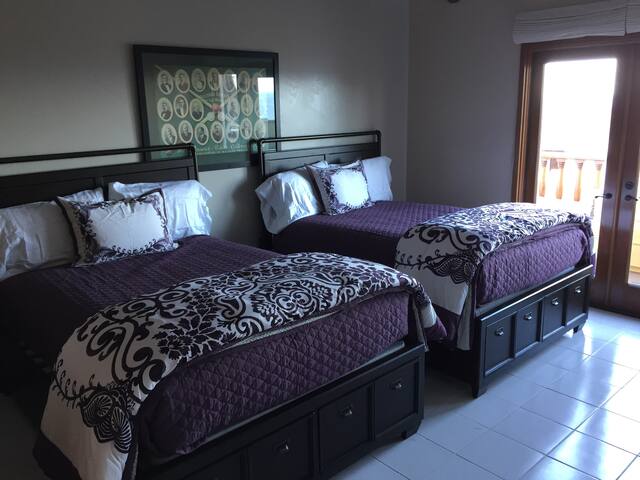 Hamilton Cove Unit 4-13 gallery image 3