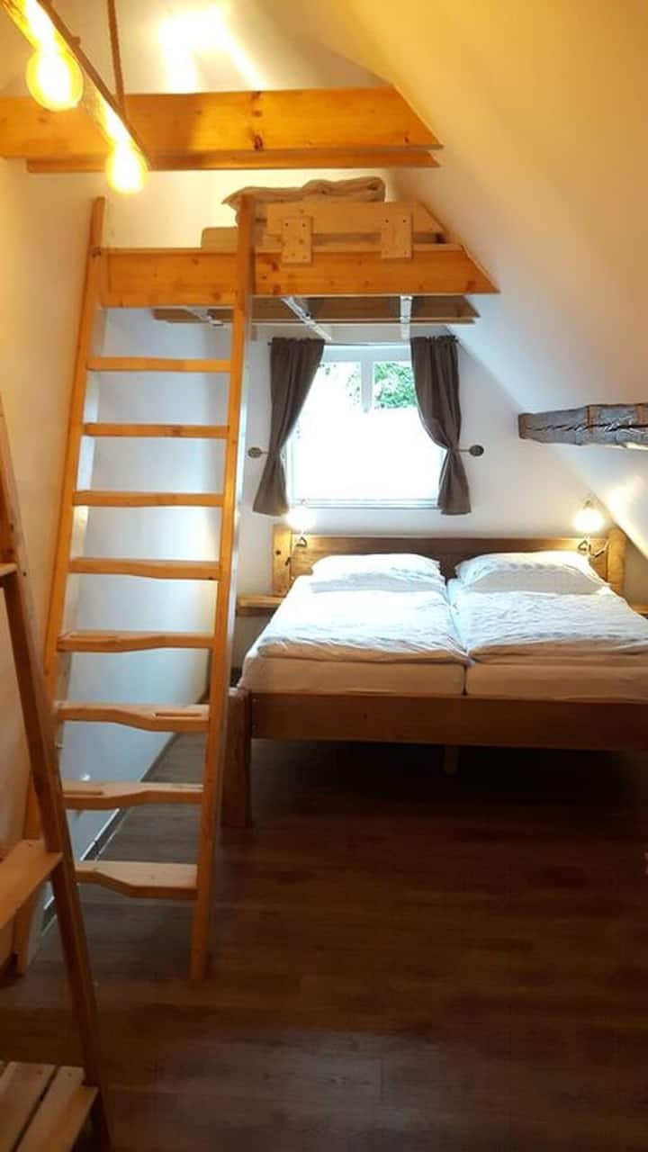 Loft në dhomën e gjumit