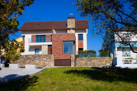 CASA FEITIÑA - ocean view, modern and functional