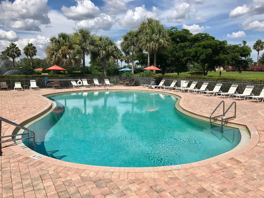 Get a tan, relax, BBQ on the patio. Guests have full access to two community swimming pools and two hot tub spas. Patios include showers, chairs, tables, and umbrellas for shade.