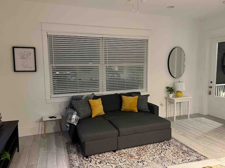 Downtown Stuart Condo | Private Garage - Jensen Beach, FL