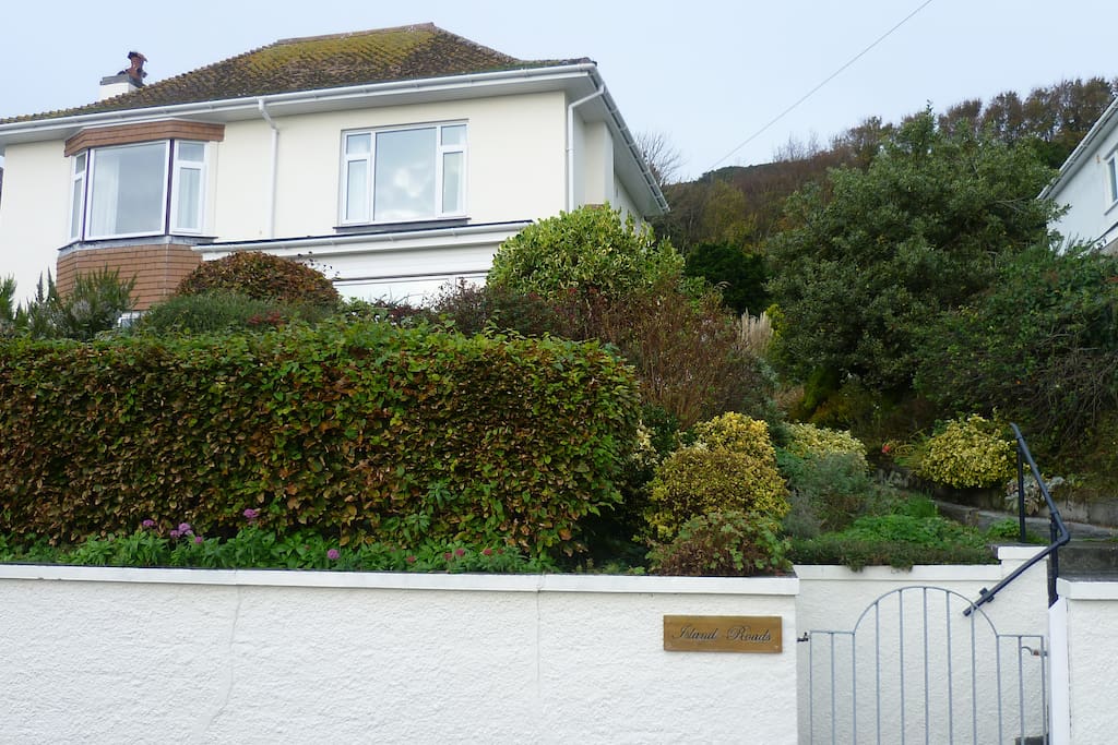 Island Roads House