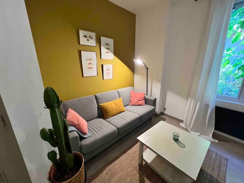 Airbnb performant: Renovated apartment close to train station à Cavaillon