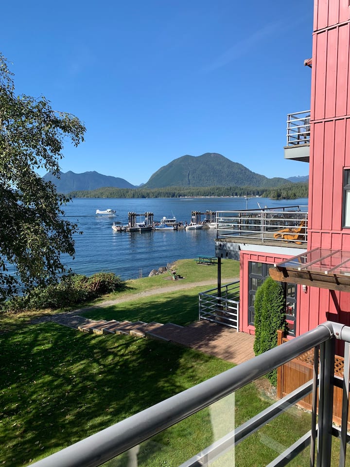 Waterfront Condo in the Heart of Tofino - Apartments for Rent in Tofino,  British Columbia, Canada - Airbnb