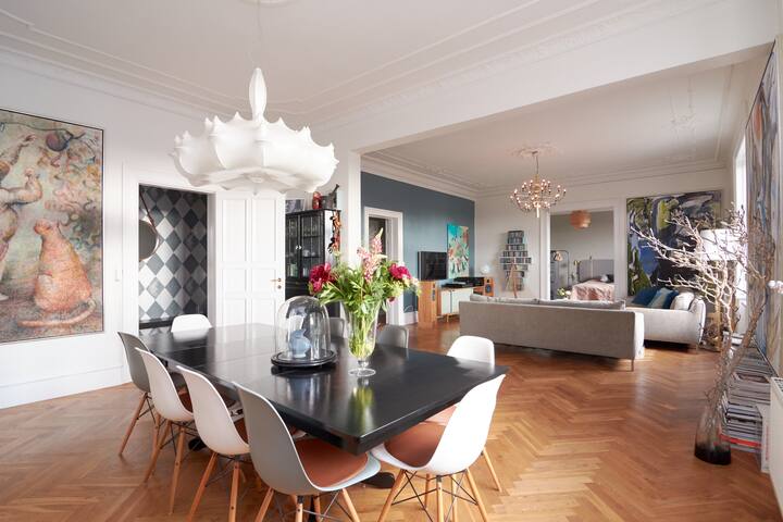 Large exclusive flat in central Frederiksberg gallery image 2