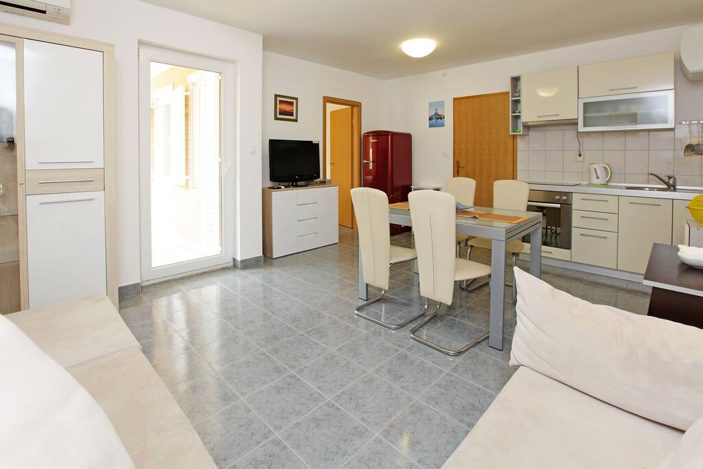spacious dining area
