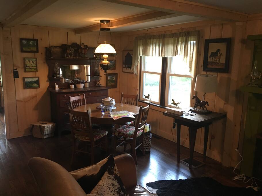 Dining area which adjoins the living room.