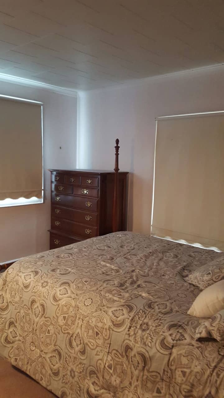 GatesNorth Gates Holiday Rentals & Homes New York, United States