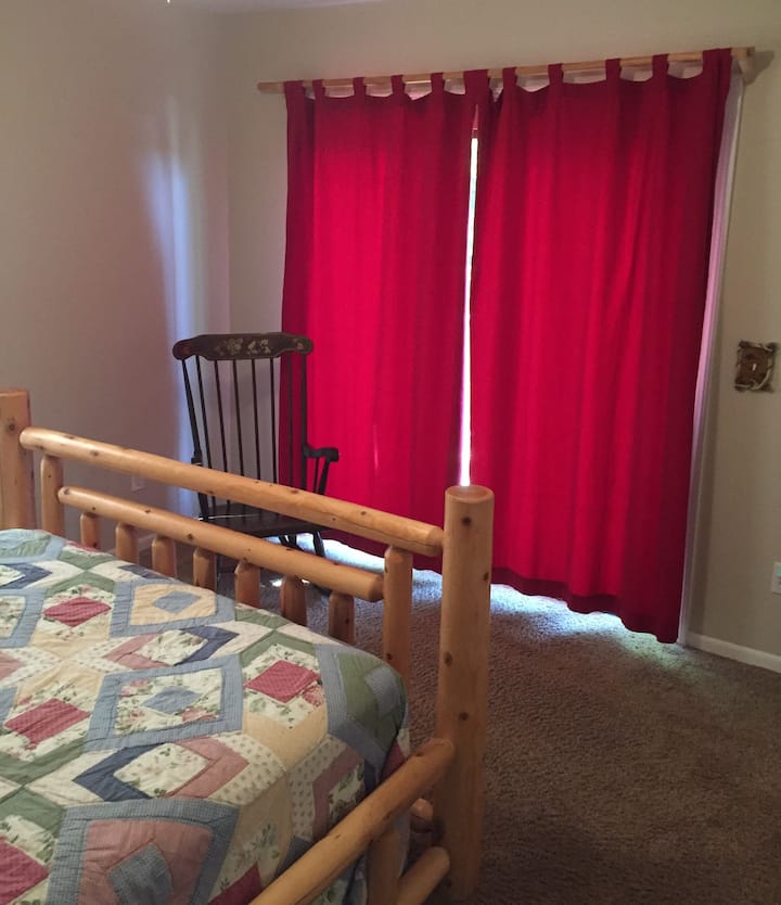 غرفة نوم Pickeral Palace 1