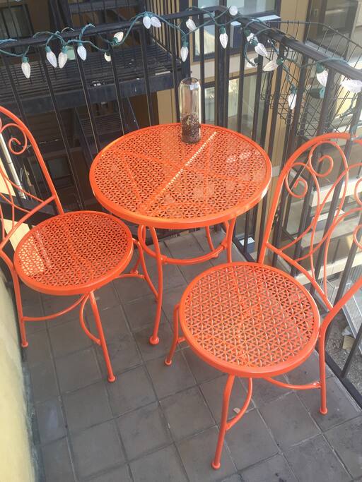 My personal bedroom has a small balcony with a nice bistro table. It's lovely out here for brunch or drinks. Please ask if you are interested in the balcony and I will try to make it available to you (aka clean my bedroom).