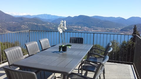 Apartment Michel, the pearl of the lake ( Casa Aida)
