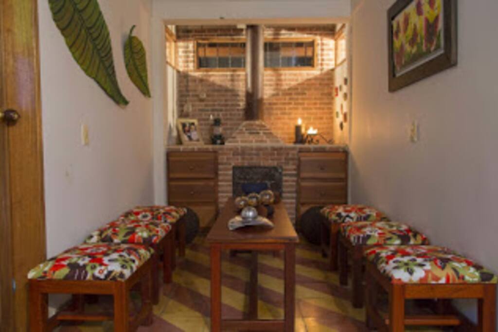 Sala Con Chemenea