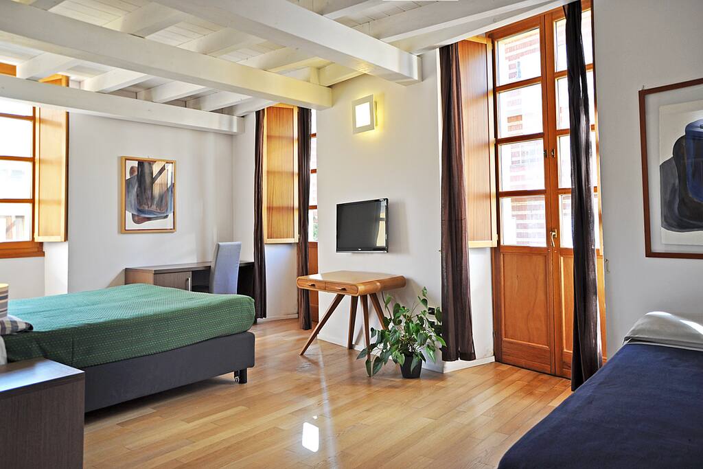 B & B - room with dizzying heights' - Apartments for Rent in Cagliari