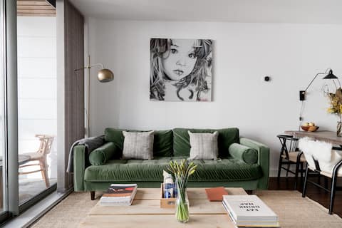 Luxury design-led apartment in Titanic Quarter