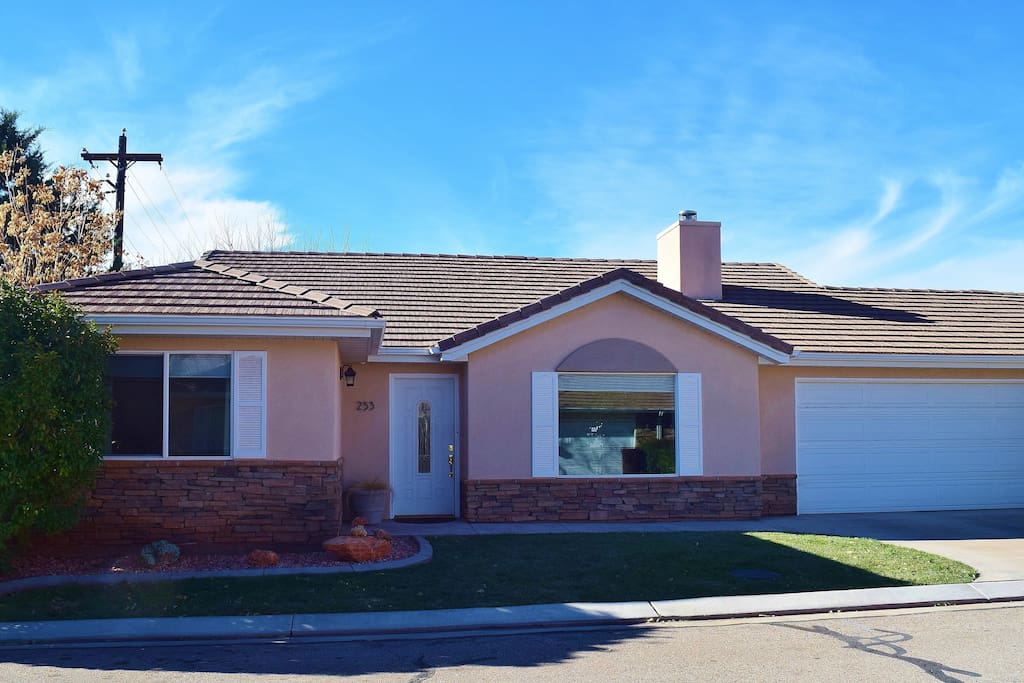The Happy House, your luxury basecamp for Southern Utah adventures!