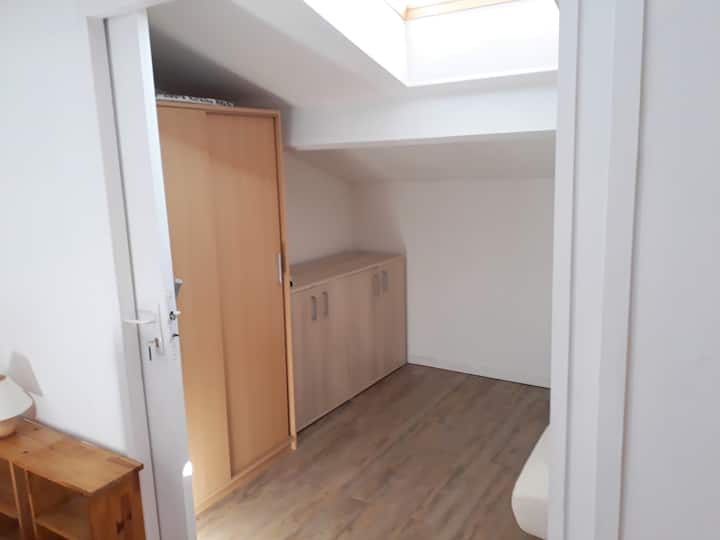 Wardrobes, 2 nd bedroom 