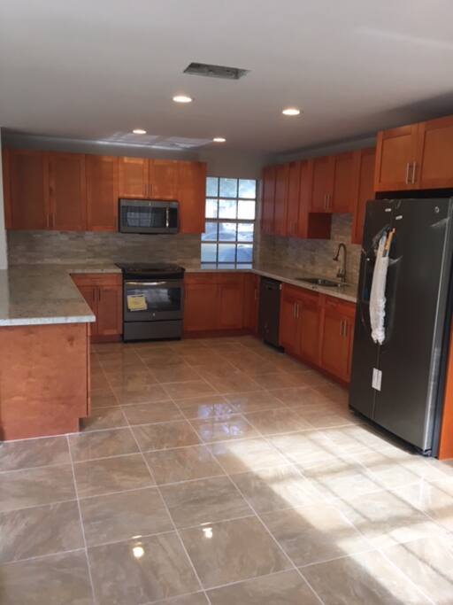 GRANITE AND WOOD KITCHEN