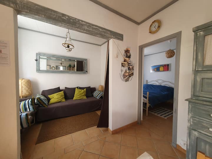 Vue salon et chambre