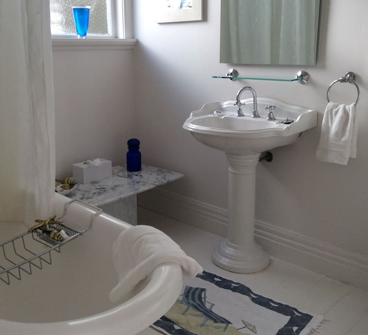 Main Bathroom