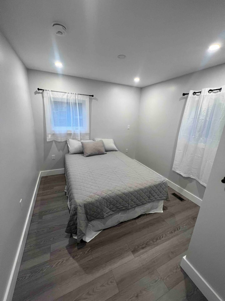 Спална соба бр. 2
Главен кат 