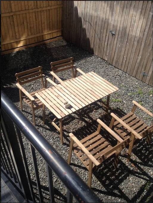 South facing backyard with private seating