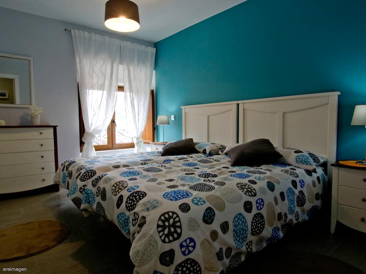 ห้องพักพร้อมเตียง 105 สองเตียงพร้อมซิมโฟเนียร์