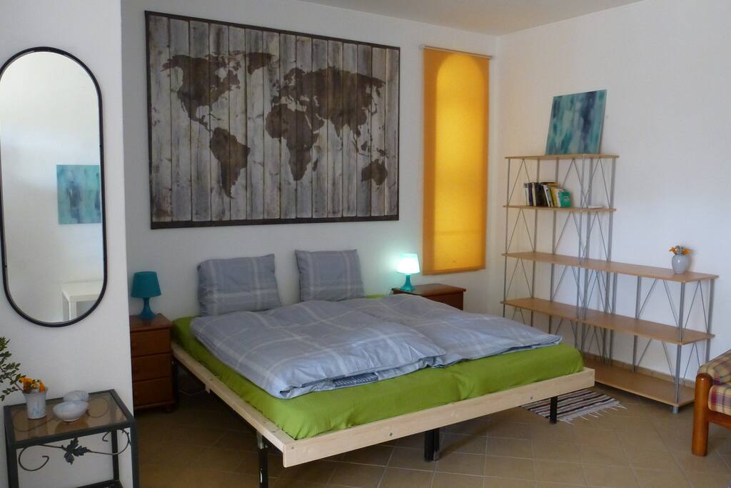 Main bed