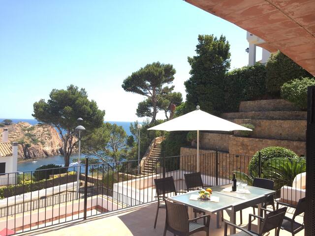 Costa Brava Luxury House in Tamariu, Healthy&Relax gallery image 2