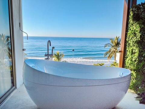 Garten Hotel Penthouse: An Idyllic Retreat