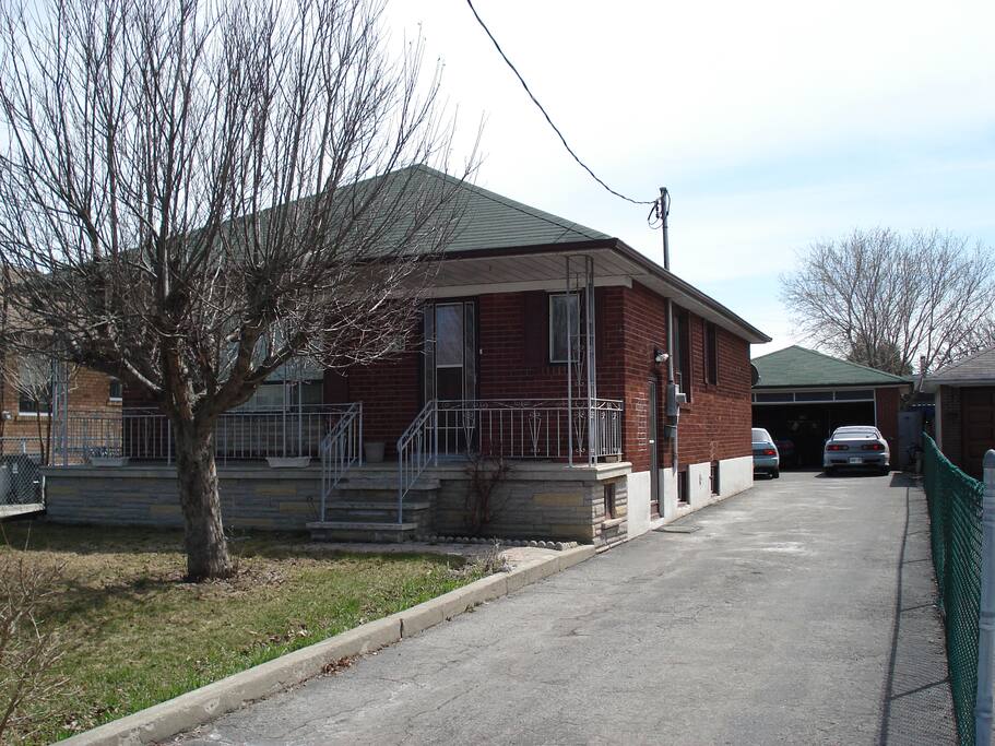 Driveway of House with side door entrance