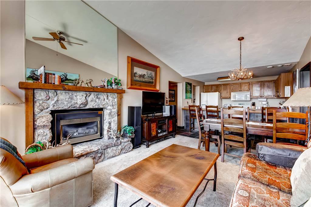Hearth,Fireplace,Indoors,Living Room,Room