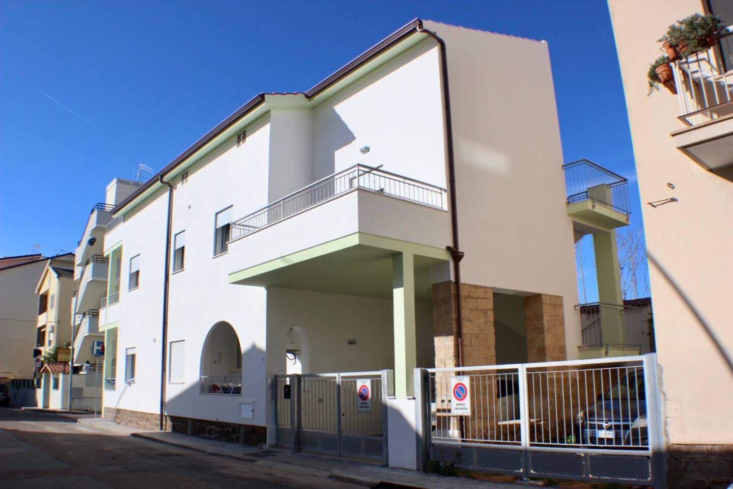 Bilocale a 100 m dal mare nel lido di s. giovanni appartamenti ...