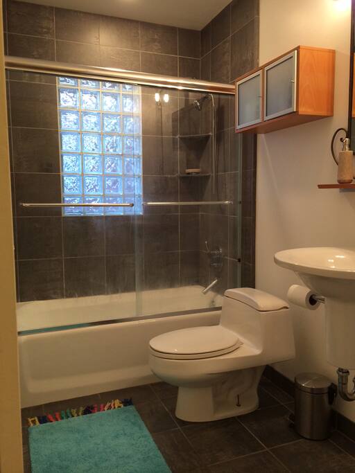 Modern Bath