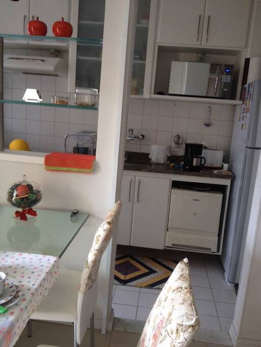 mesa de jantar + cozinha