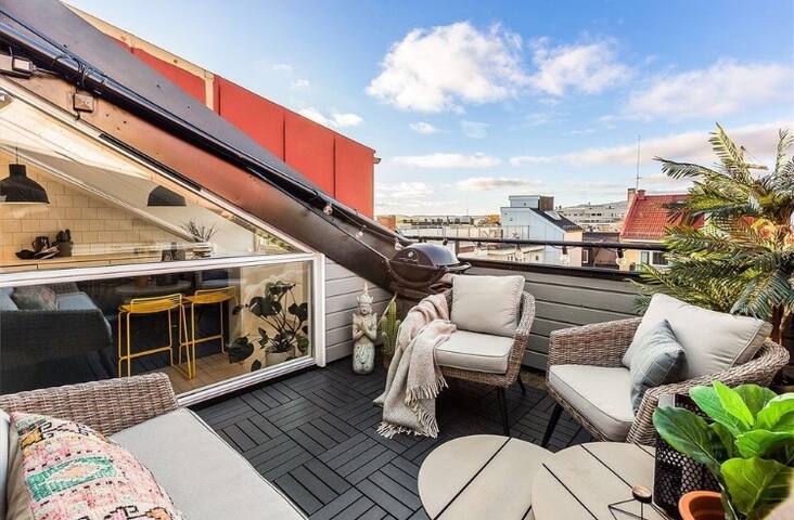 Unique top floor apartment in Oslo gallery image 5