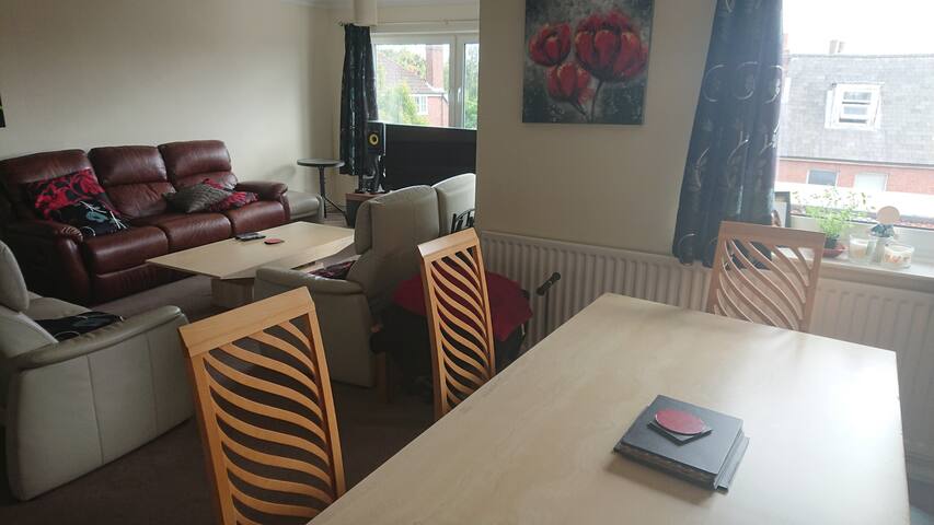 Twin room with two single beds in Lingfield Surrey
