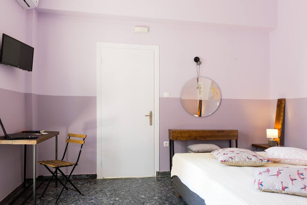 Comfy studio room with handmade furniture and balcony towards the inner yard