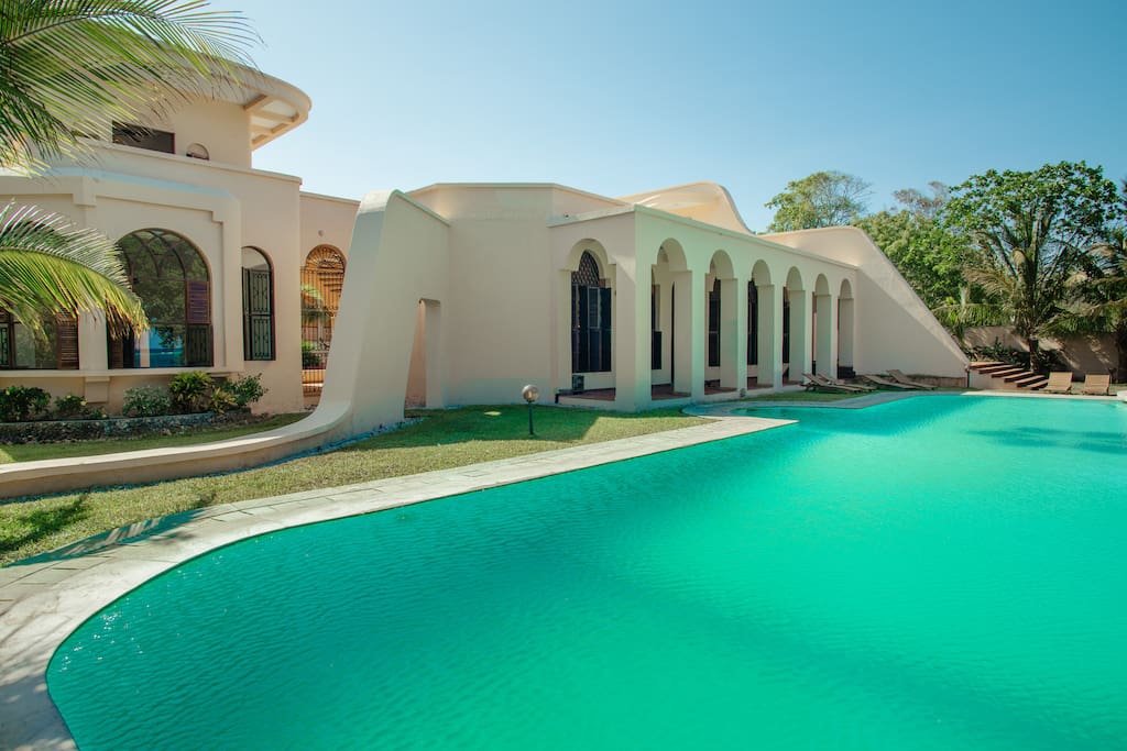 Ahana Villa, Diani Beach, Kwale County, Kenya Villas for Rent in