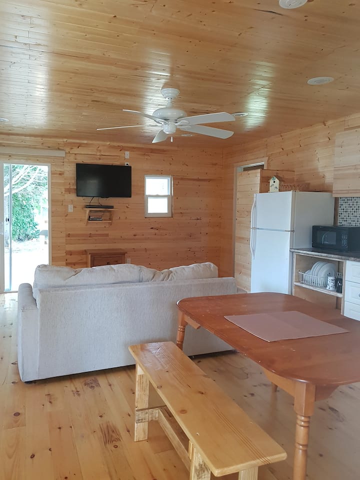 12 Best PetFriendly Cabin Rentals Near Lake Huron Updated 2024 Trip101